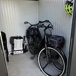 800 *
